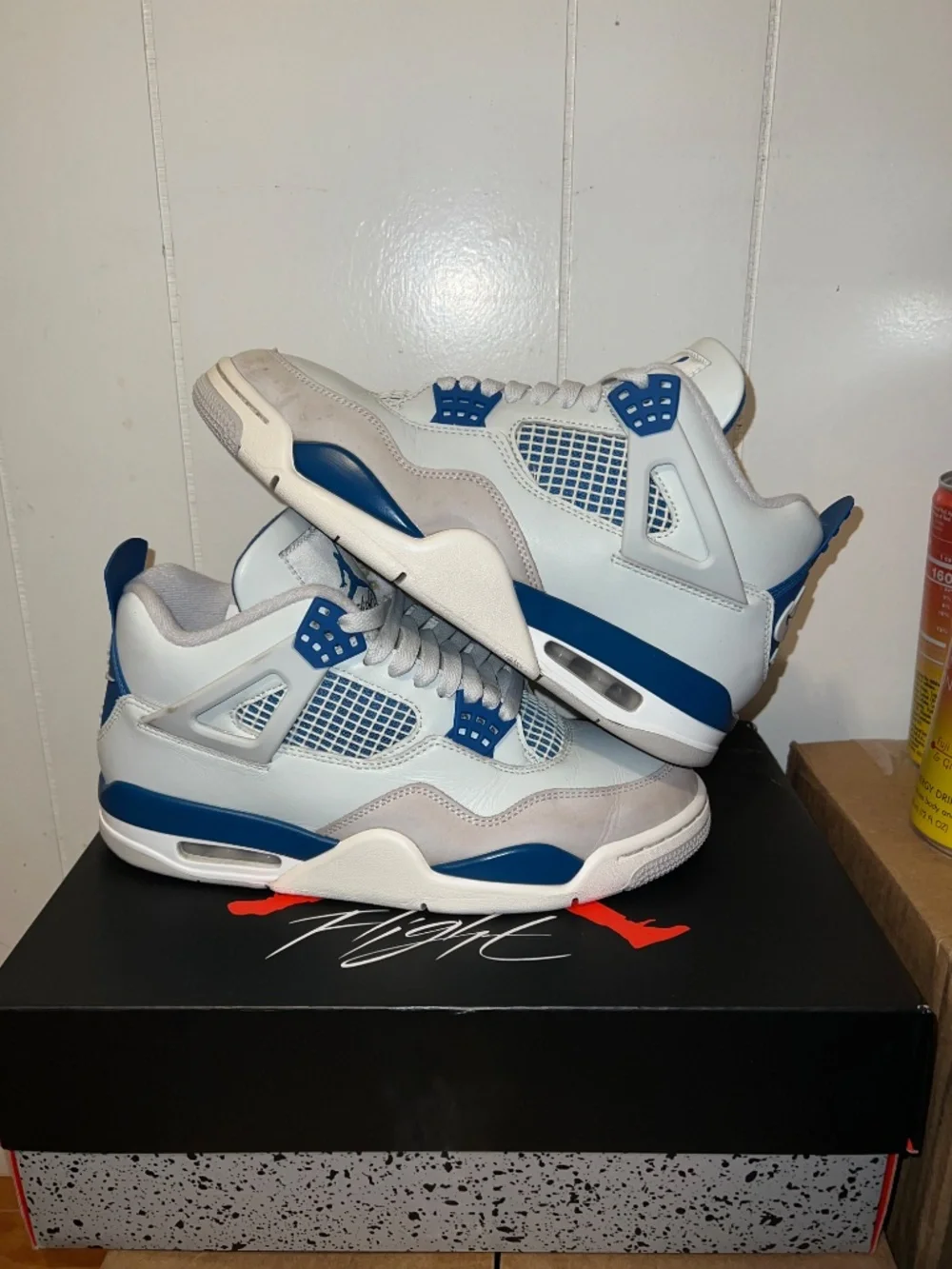 Size 8 - Air Jordan 4 Retro 2024 Military Blue (Pre-Owned, USED)
